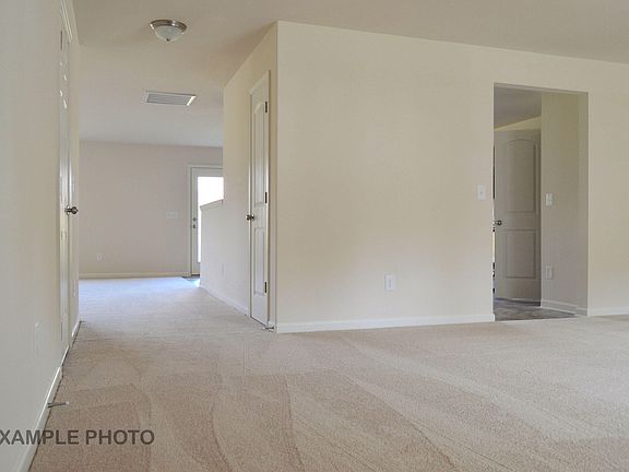 5th image of 2982 Lyndhurst Terrace
