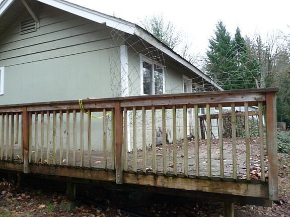 2nd image of 125 E Moore Ave
