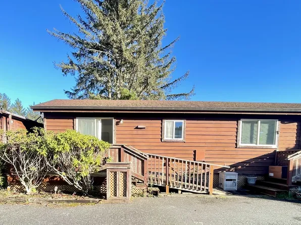 19921 Whaleshead Rd #T5, Brookings, OR 97415