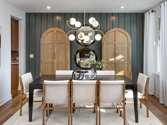 Formal Dining Room for Entertaining