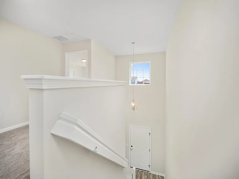 1045 W Hamilton Rd N — Photo 12