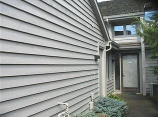 15 Saratoga Ct, Beachwood, OH 44122