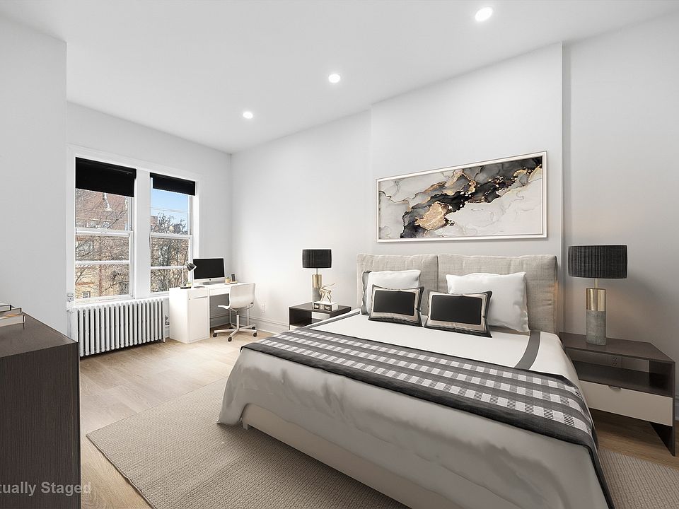 1st image of 207 18th St #7R