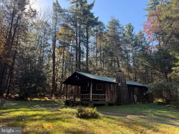 696 Mayhew Inn Rd, Oakland, MD 21550