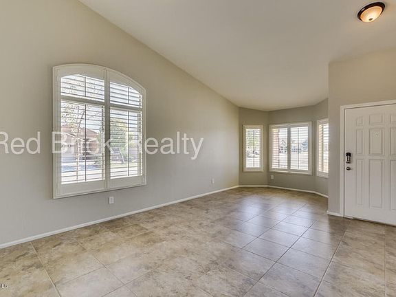 3rd image of 1768 E Angeline Ave