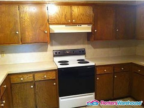 2nd image of 4836 NW 26th St