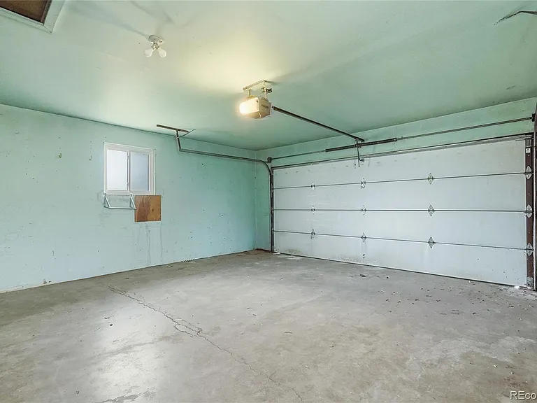 3290 Ward Rd — Photo 6