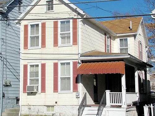 225 High St photo 1