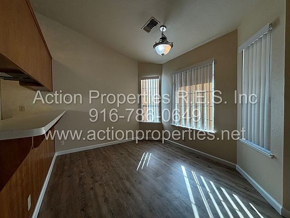 2nd image of 1328 Puebla Way