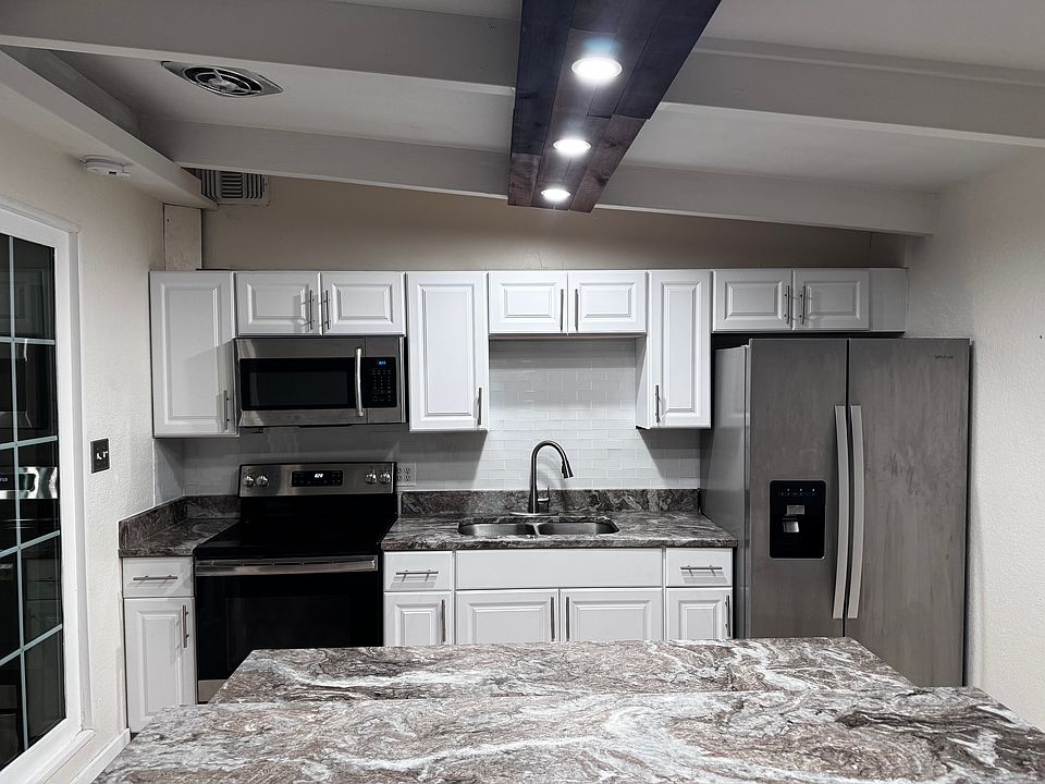 1st image of 10110 Ventura Ave