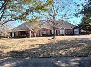 3817 Rue Left Bank, Alexandria, LA 71303