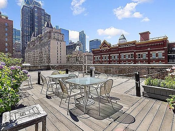 5th image of 405 W 57th St APT 3E