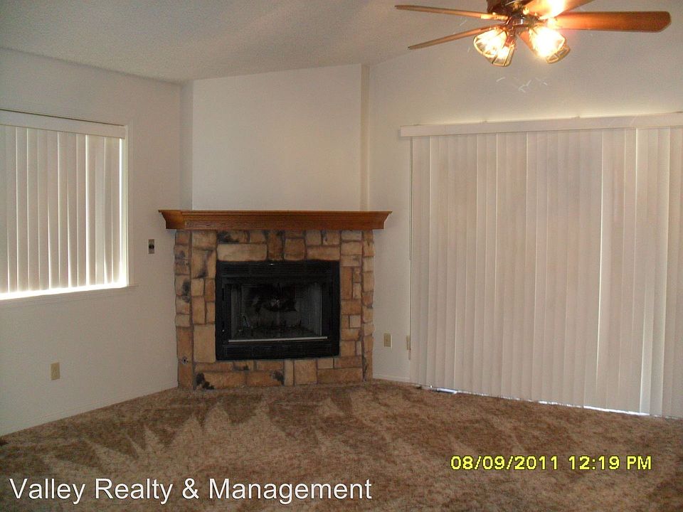 2nd image of 3020 Austin Ln