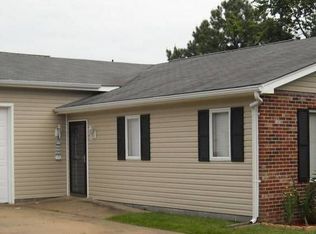 4 Minetti Ct, Hampton, VA 23666