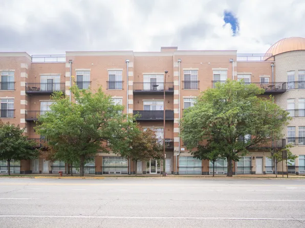 6421 W Touhy Ave APT 4B, Chicago, IL 60646