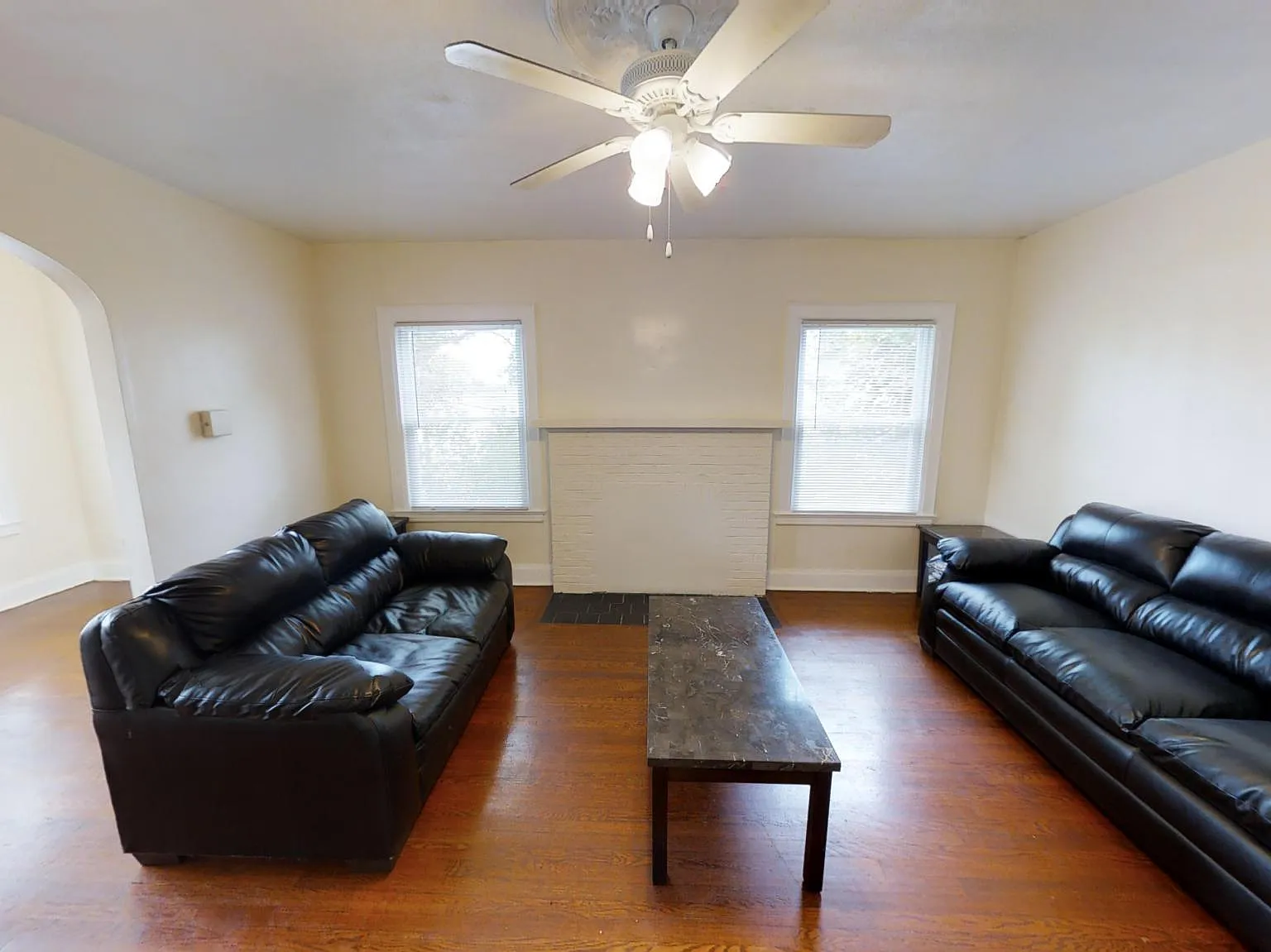 5 bed, $3,125 — Photo 3
