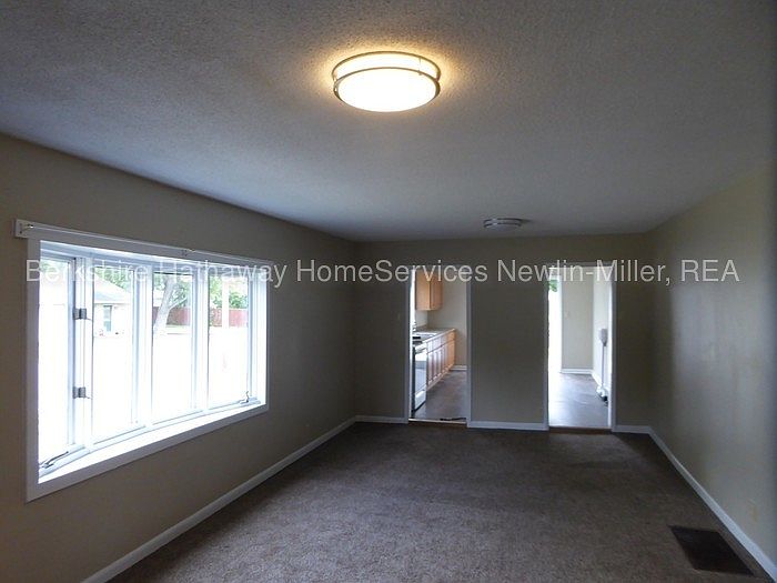 2nd image of 1108 S 7th St