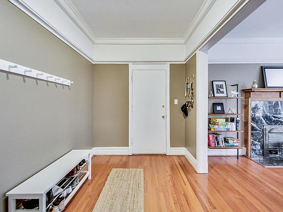 5th image of 4818 S Dorchester Ave #3