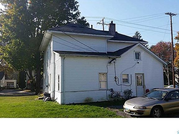 4th image of 156 W Leggett St
