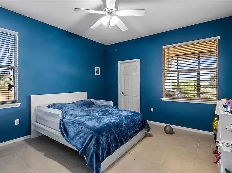 13036 Baybrook Ln — Photo 10