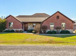3807 Upper Lake Cir, Granbury, TX 76049