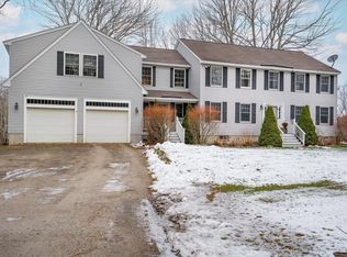 10 Robin Ln, Kennebunkport, ME 04046
