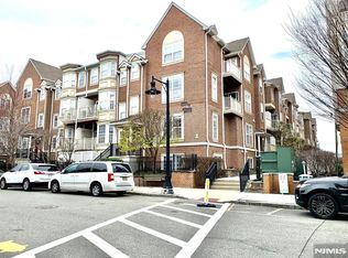 200 Dey St Unit 231, Harrison, NJ 07029