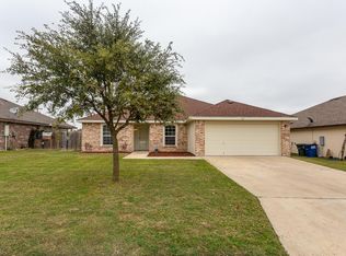 105 Zoisite Ln, Jarrell, TX 76537