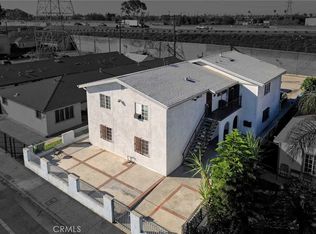 9715 S Broadway, Los Angeles, CA 90003