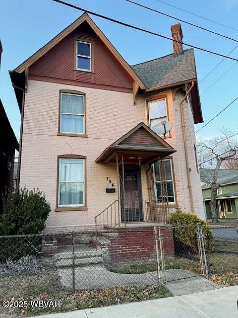 1st image of 754 Grace St