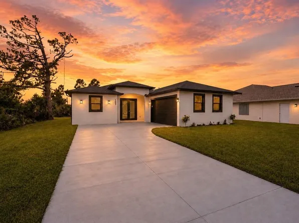 153 Australian Dr, Rotonda West, FL 33947