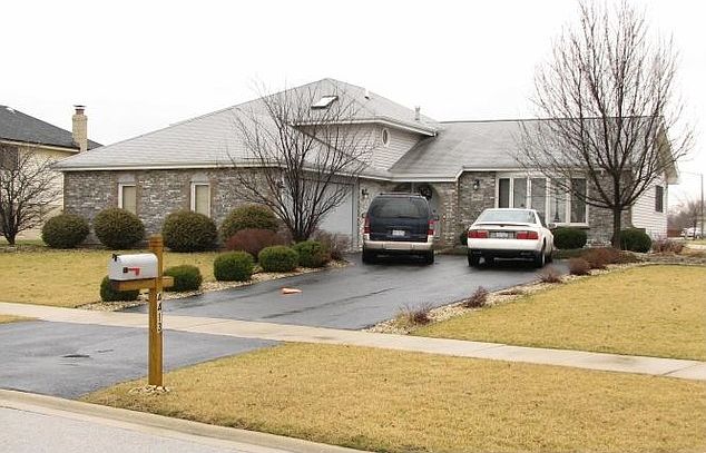 1st image of 4413 Imperial Dr