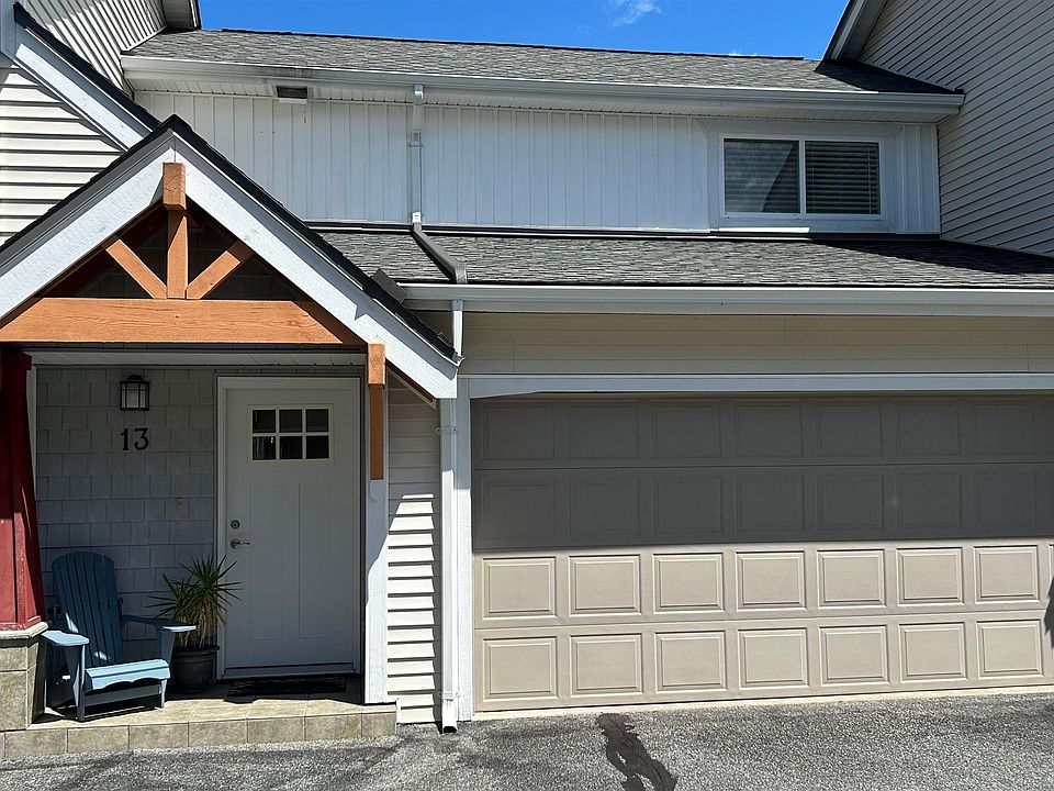1st image of 1821 Willow Cres #13