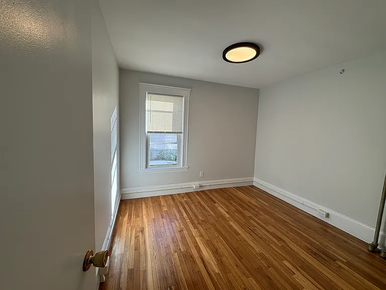 32 Everett St #1 — Photo 24