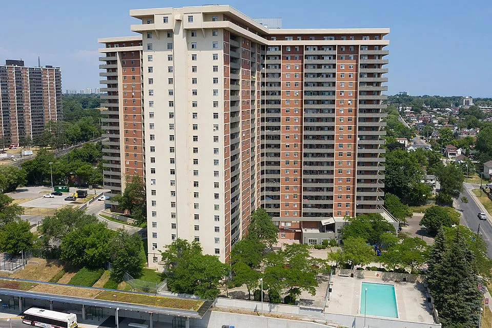 Cambridge Place Apartments — Photo 3