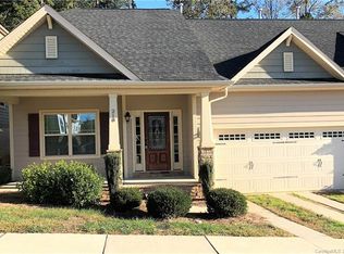 210 Aztec Cir, Mooresville, NC 28117