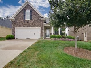 2448 Birch View Dr, High Point, NC 27265