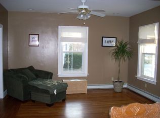 44 Arnold St, Lincoln, RI 02865