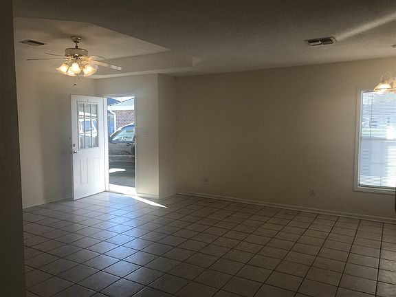 5th image of 364 Monarch Dr #A