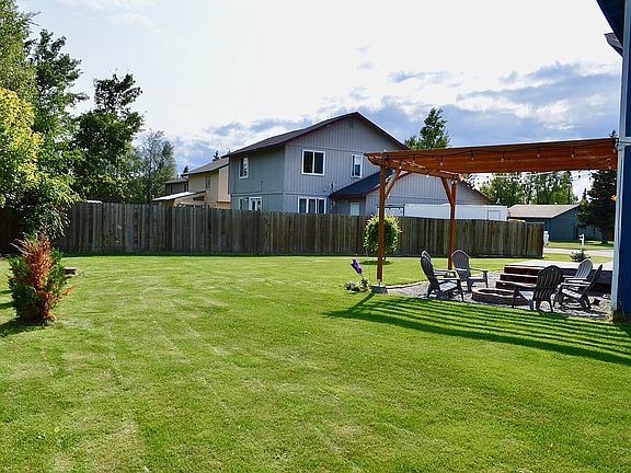 4th image of 10611 Makushin Bay Cir