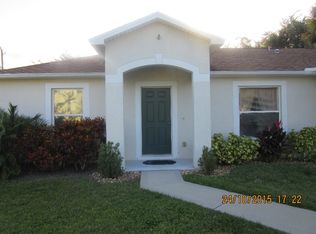 514 Periwinkle Dr, Sebastian, FL 32958