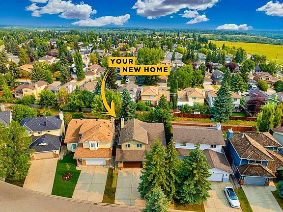 2nd image of 24 S Sun Harbour Pl SE