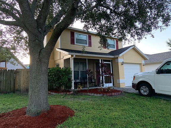 3rd image of 11665 Hidden Hollow Cir
