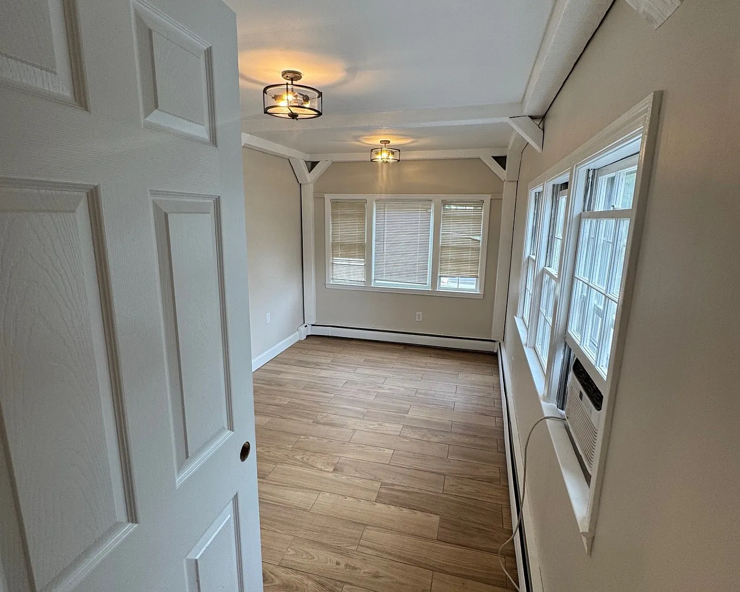 237 N Main St — Photo 3