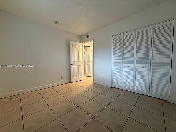 4th image of 400 NW 65th Ave APT 202
