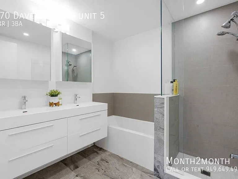 270 Davenport Rd #5 — Photo 24