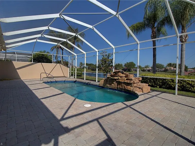 7681 Sicilia Ct — Photo 28