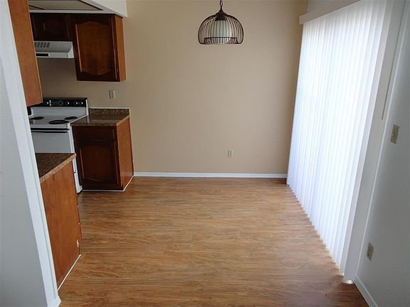5th image of 1746 Pico Alto Dr APT C
