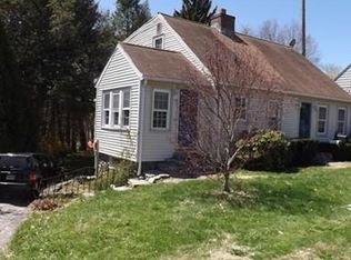 45 Upland St, Worcester, MA 01607