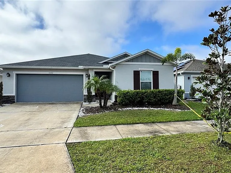 3182 Eagle Hammock Cir — Photo 2